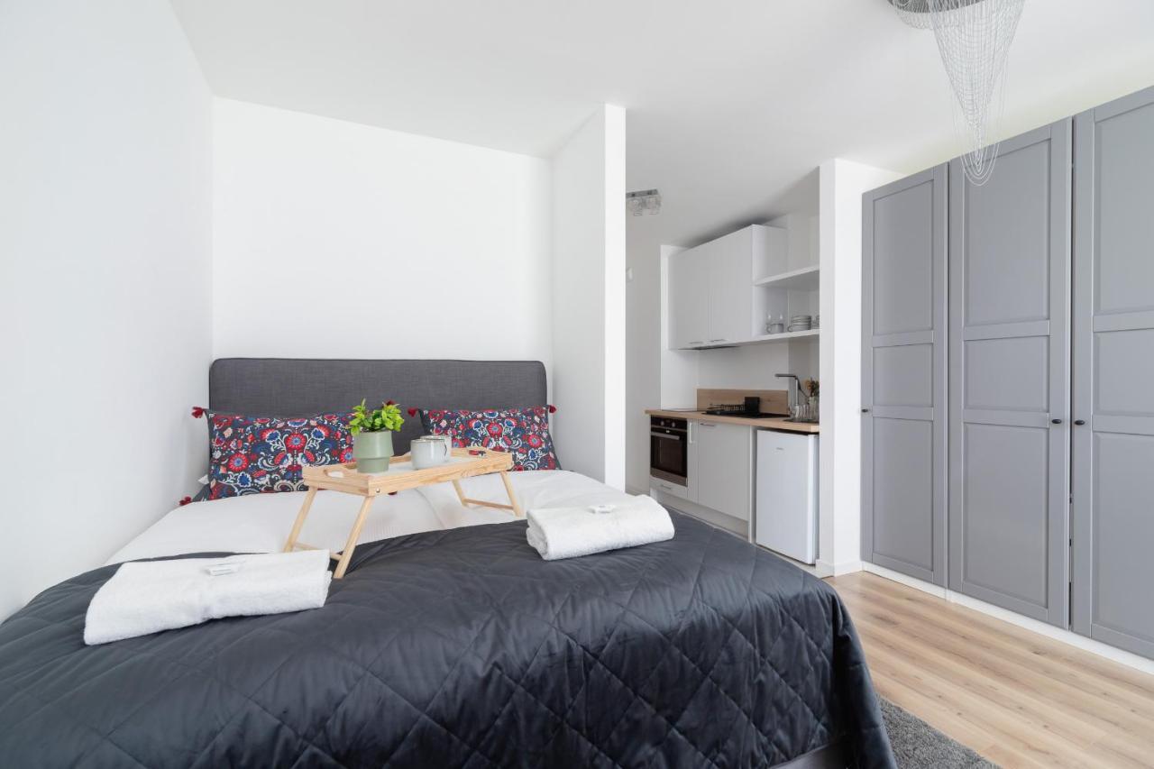 Elegant Pet-Friendly Studio In Krakow By Noclegi Renters Exteriér fotografie